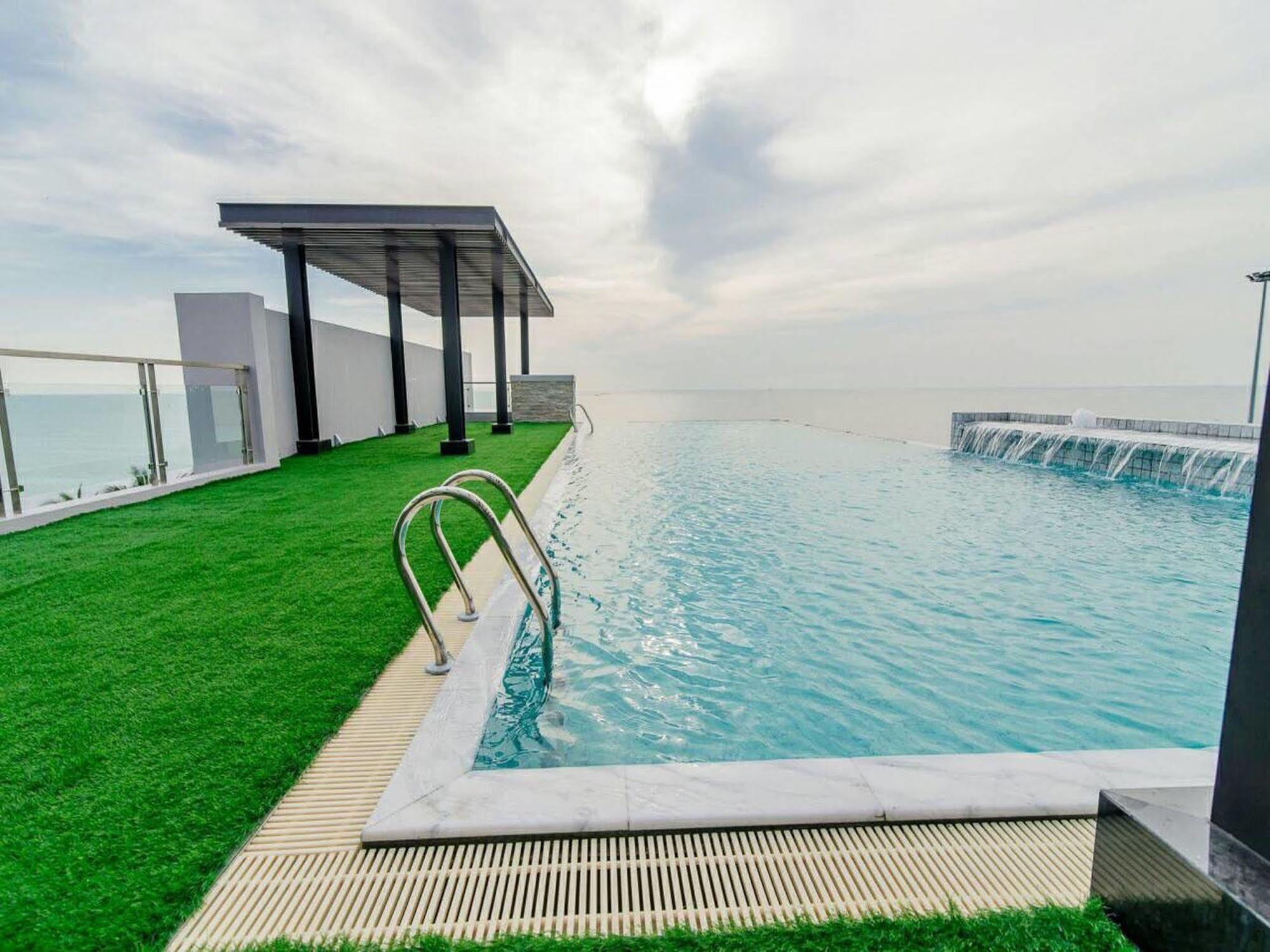 Hotel Panitar Haus Chonburi Exterior foto