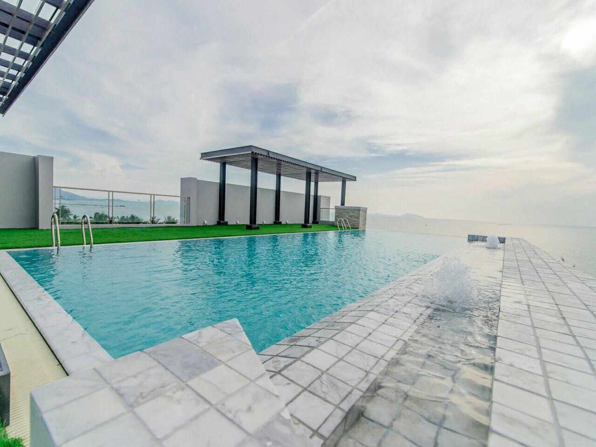 Hotel Panitar Haus Chonburi Exterior foto