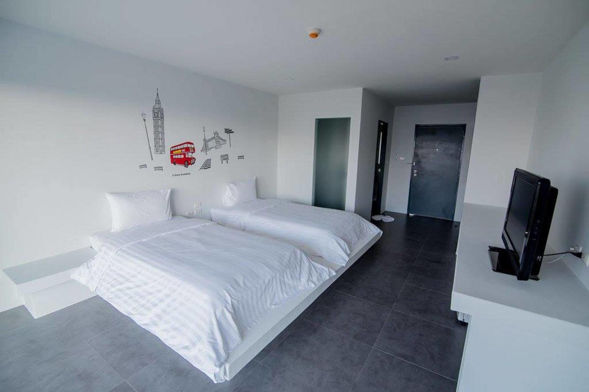 Hotel Panitar Haus Chonburi Exterior foto